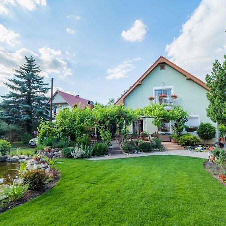 Apartment In Keszthely/Balaton 19020 מראה חיצוני תמונה