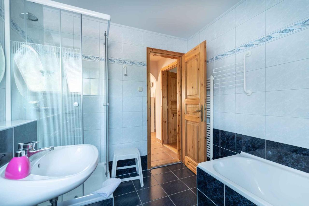 Apartment In Keszthely/Balaton 19020 מראה חיצוני תמונה